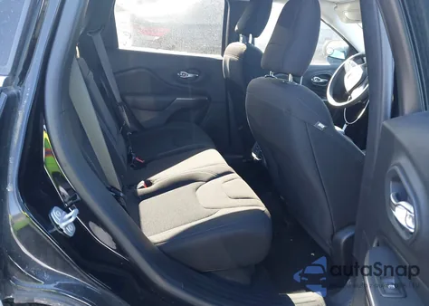 2019 Jeep Cherokee Latitude 4X4 from USA, damaged, VIN 1C4PJMCB3KD372153